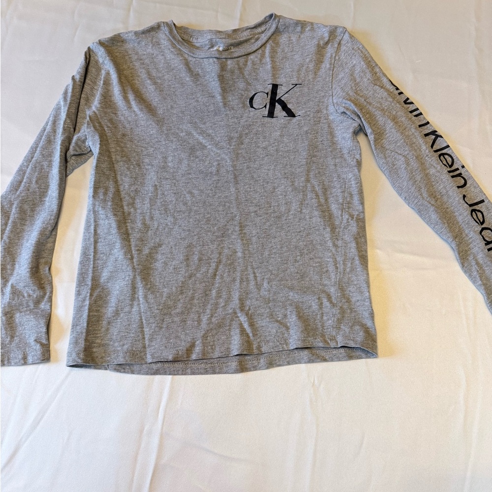 Calvin Klein Jeans Boys Gray Long Sleeve Tee